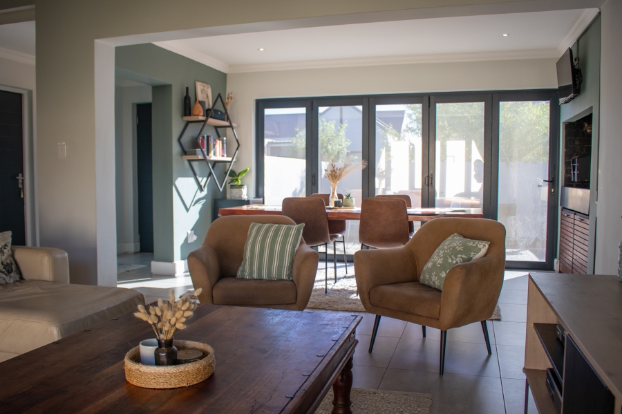 To Let 3 Bedroom Property for Rent in Aan de Wijnlanden Western Cape